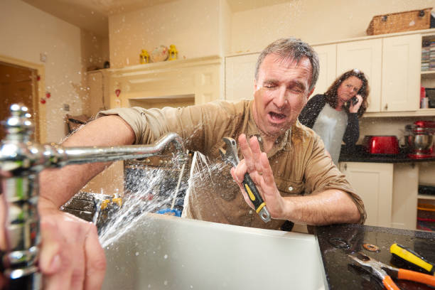 Best Local water damage restoration  in Temesl Valley, CA